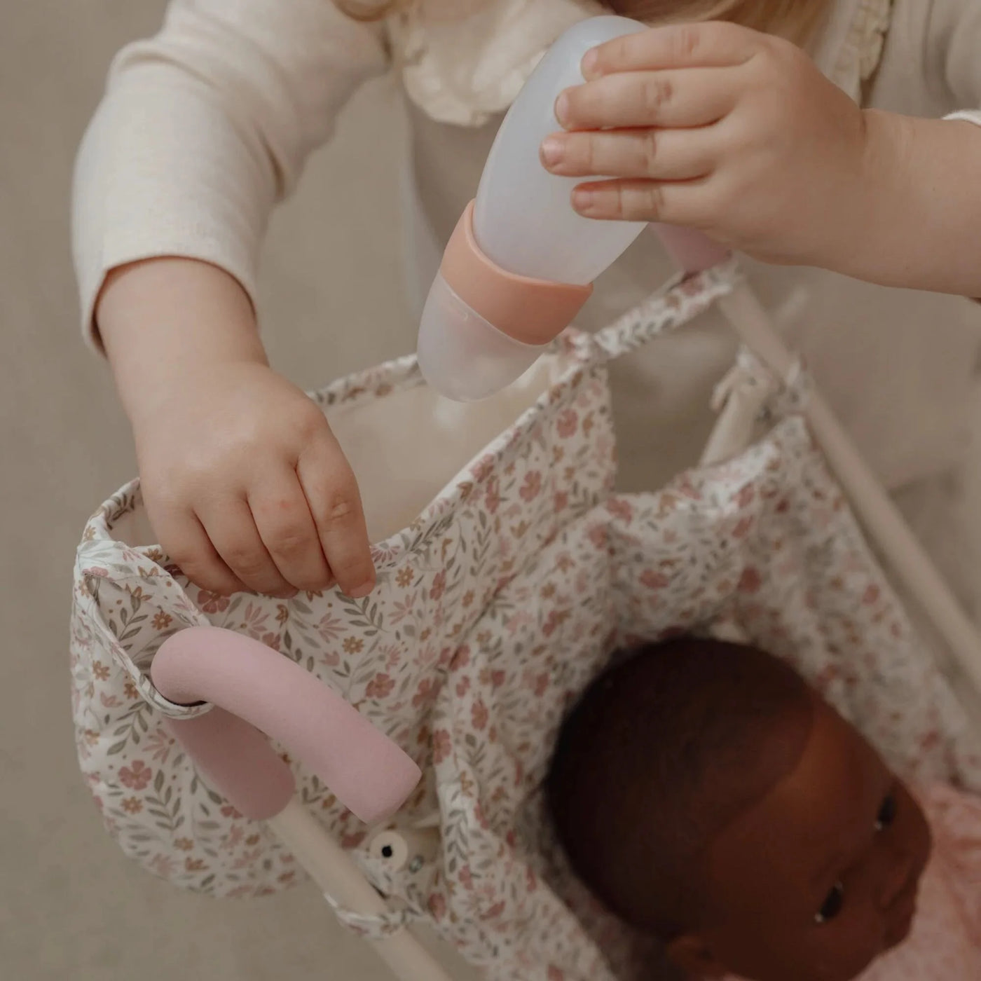 Little Dutch Poppenbuggy - Roze - Essentials LD4585