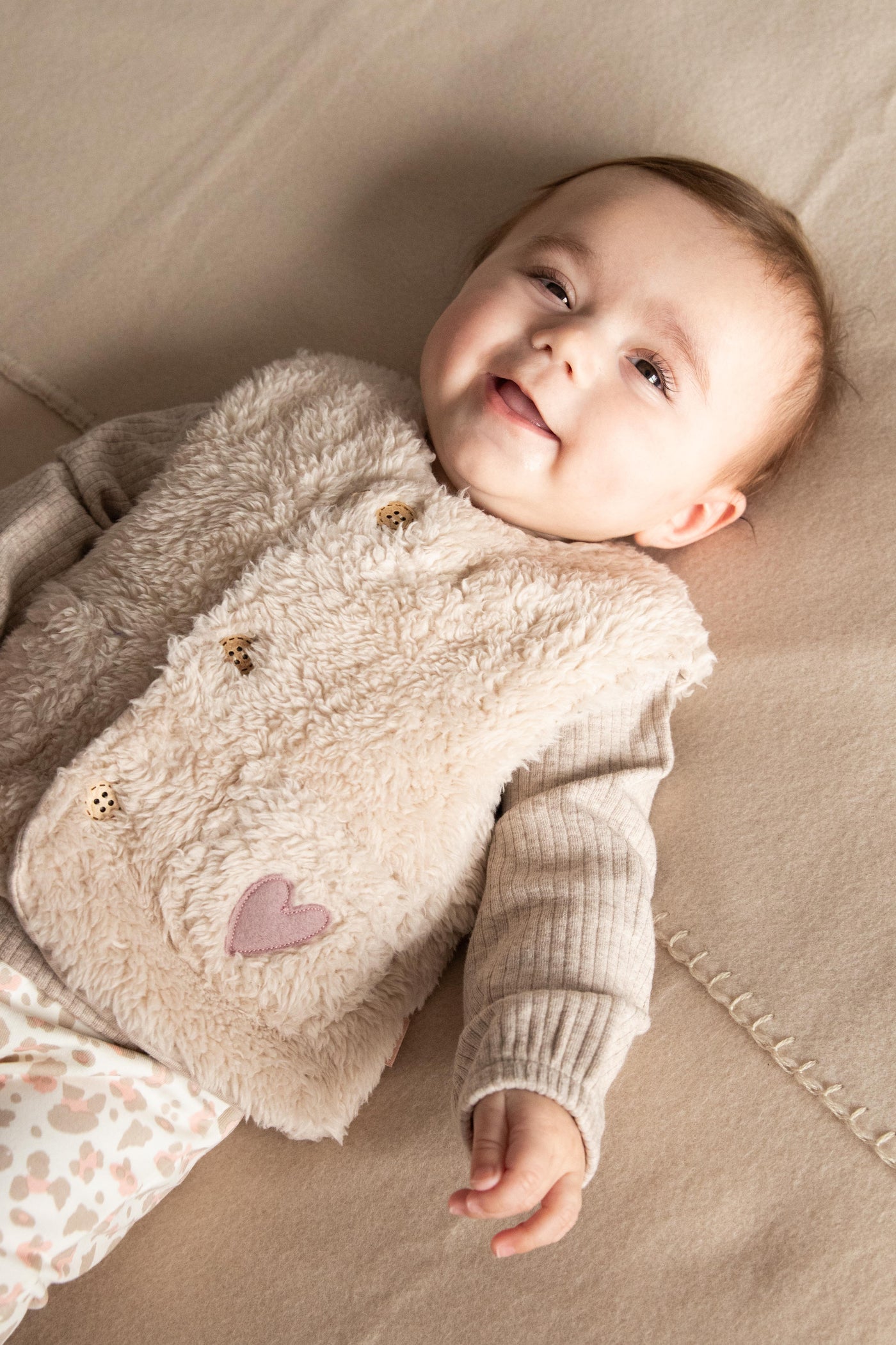 BESS W25 Girls Gilet Teddy Moonlight 252038-081