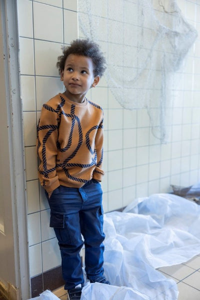 Sturdy w25 Sweater AOP - Waves and Whales Hazelnoot 71600645 W25S3