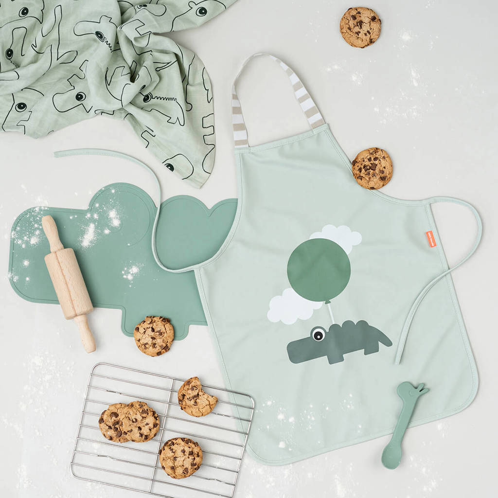 Done by Dear waterproof kids apron Happy Clouds Green 1343543